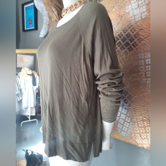 Zara Olive Green Women's Fine Knit Sweater - Picture 8 of 12